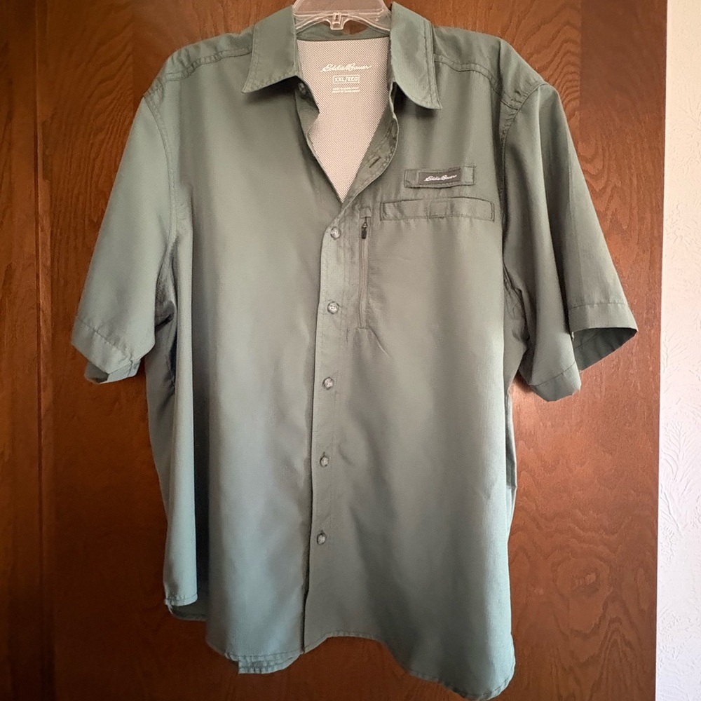 Eddie Bauer Men's Pine Green Button Down Shirt